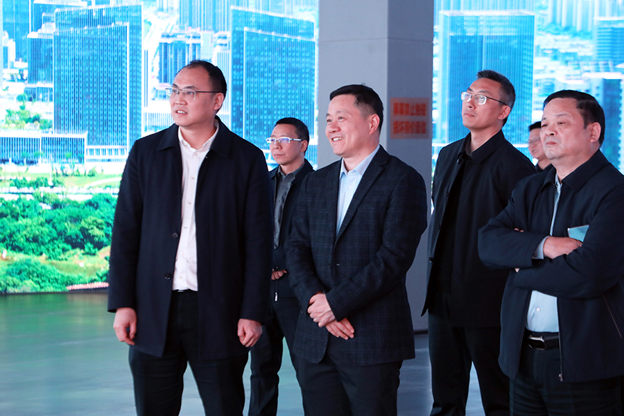 劉中傑調研全市國資國企工作並召開座談會